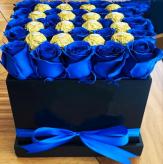 Más información de Box de Rosas Azules y Bombones Premium x25