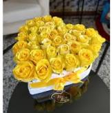 Más información de Corazón de Rosas Amarillas