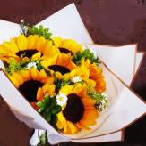 Más información de Ramo de Girasoles x6