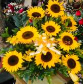 Más información de Arreglo  de Girasoles  Standard